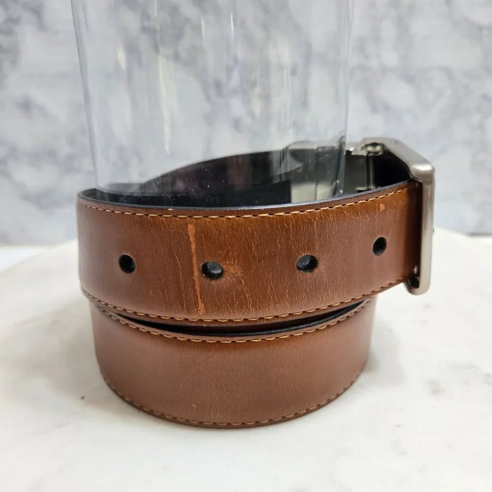 Fossil Mens Brown‎ Leather Belt Size 35 Silver Buckle Casual Preppy Neutral